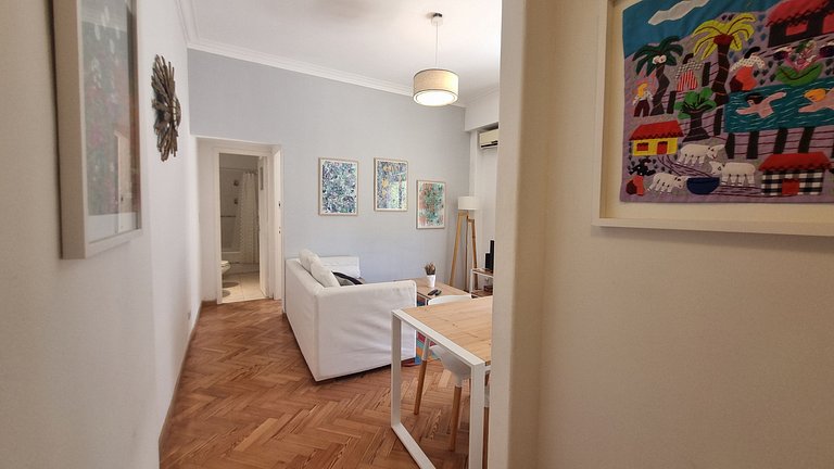 Luminoso 2 amb con balcón en pleno Palermo