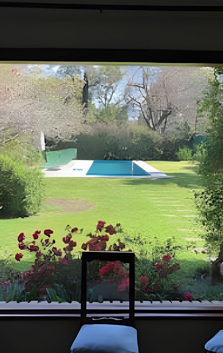 Casa con pileta y servicios de limpieza y cocina