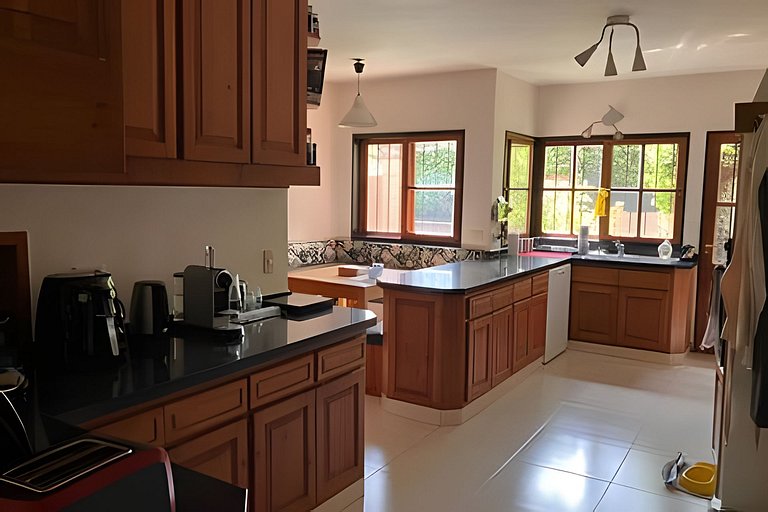 Premium House with Pool and Cleaning · San Isidro