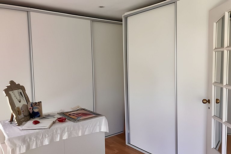 Casa con pileta y servicios de limpieza y cocina