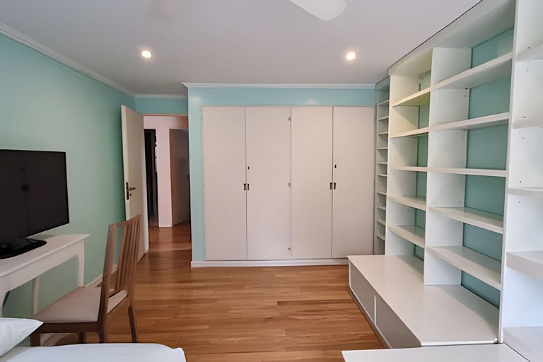 Casa con pileta y servicios de limpieza y cocina