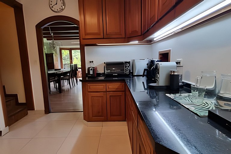 Casa Premium con Pileta y Limpieza · San Isidro