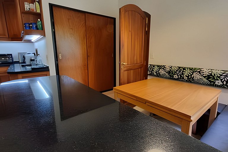 Casa con pileta y servicios de limpieza y cocina