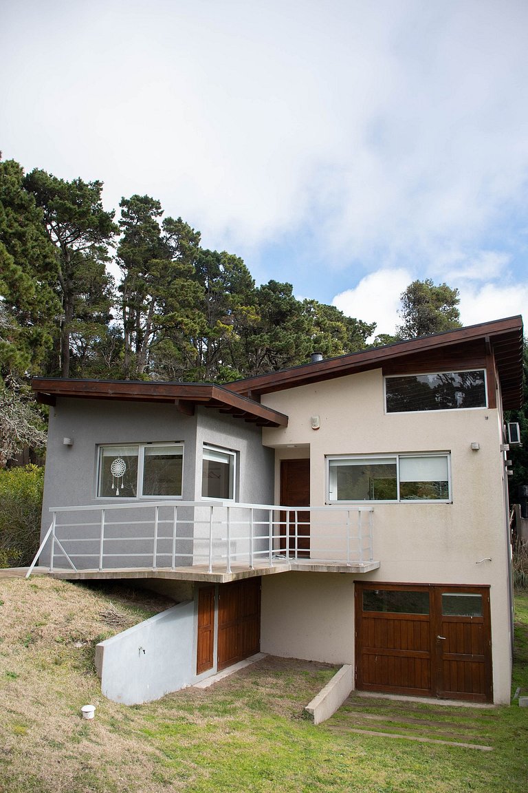 House with grill in Mar Azul - up to 6 guests