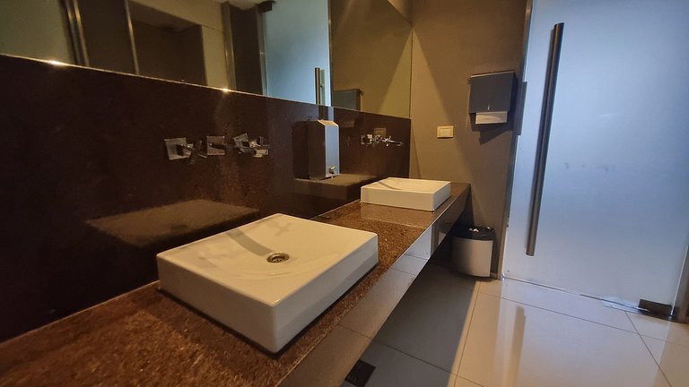 Insignia Quartier - Apartment with Full Amenities!