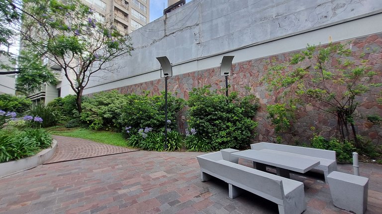 Insignia Quartier - Apartment with Full Amenities!