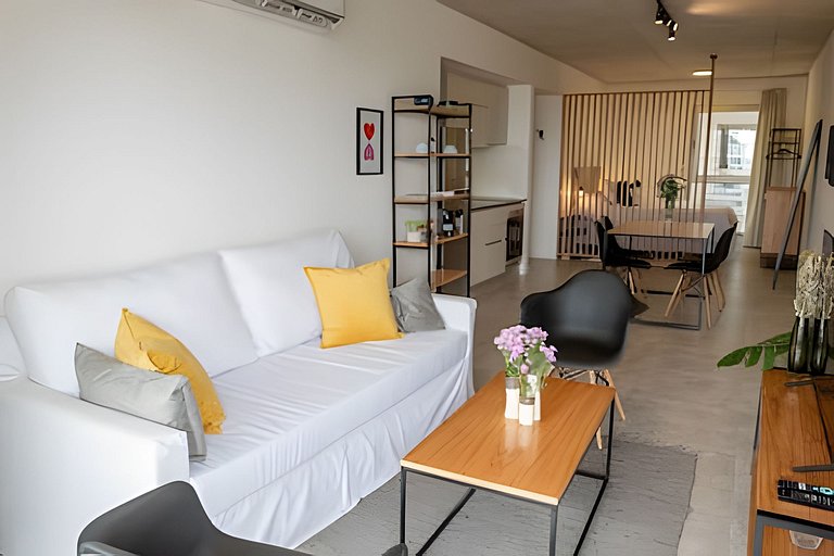 Your retreat at Movistar Arena. Optional parking available!