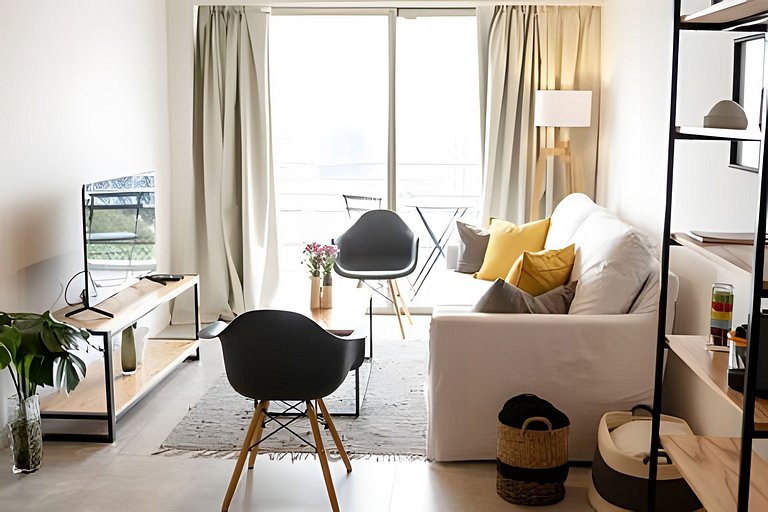 Your retreat at Movistar Arena. Optional parking available!