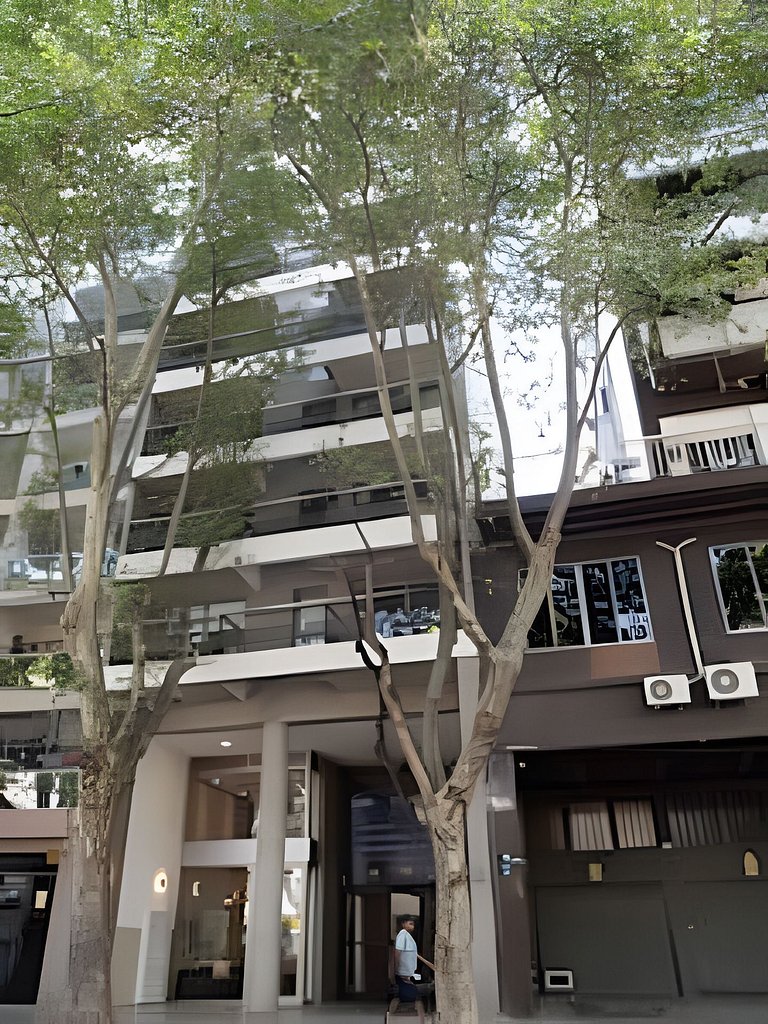 Your retreat at Movistar Arena. Optional parking available!