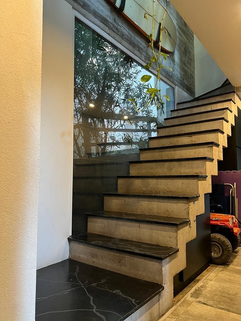 Relax in a modern home with a grill and patio! Mar Azul