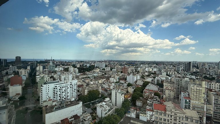 Insignia Quartier - Apartment with Full Amenities!