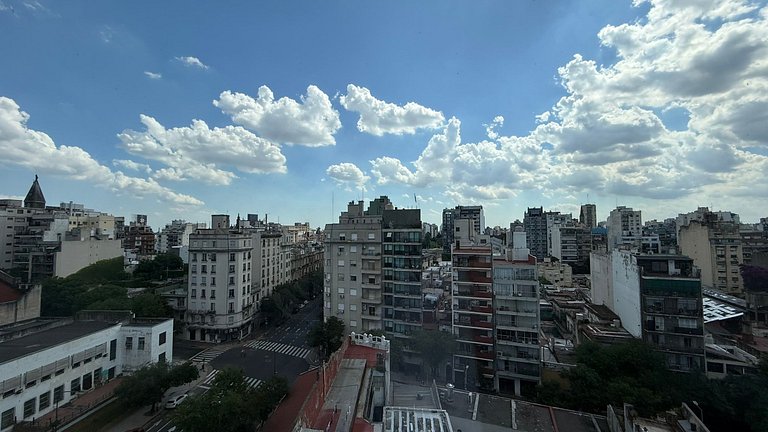 Insignia Quartier - Apartment with Full Amenities!