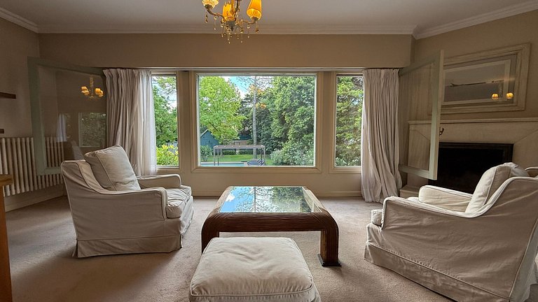 Casa premium en Tigre con parque, pileta y jacuzzi