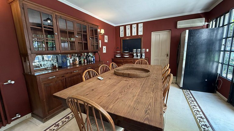 Casa premium en Tigre con parque, pileta y jacuzzi