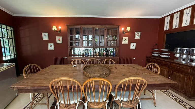 Casa premium en Tigre con parque, pileta y jacuzzi