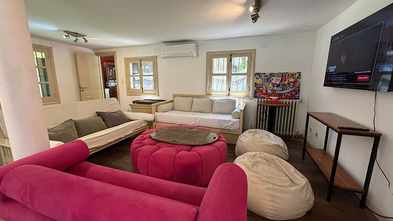 Casa premium en Tigre con parque, pileta y jacuzzi