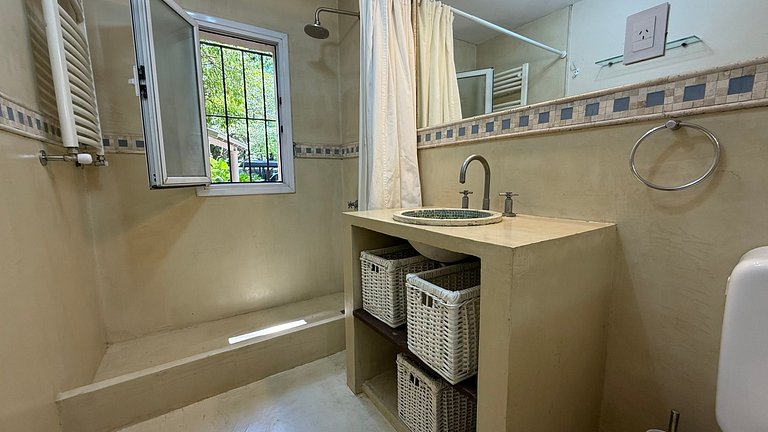 Casa premium en Tigre con parque, pileta y jacuzzi