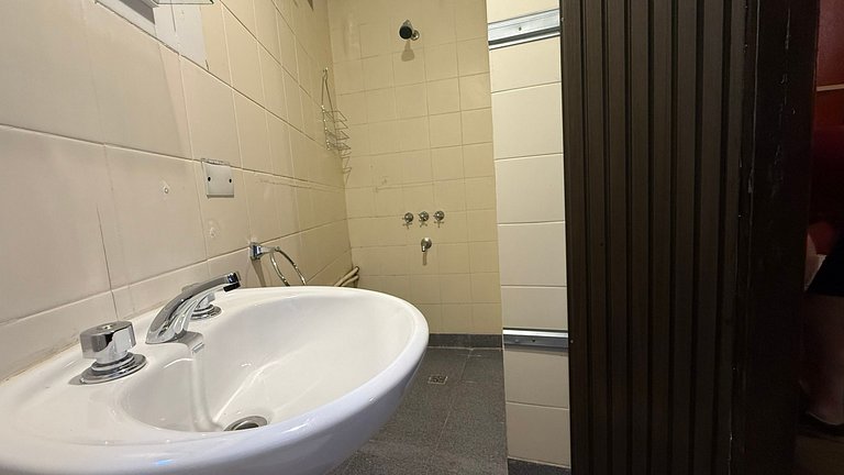 Premium house in Tigre with garden, pool, and hot tub