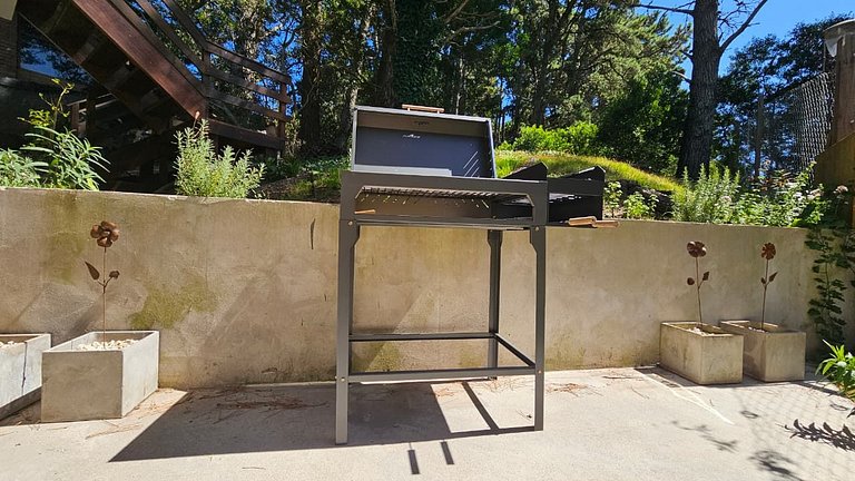 Brand new apartment available in summer 2026 with private pa